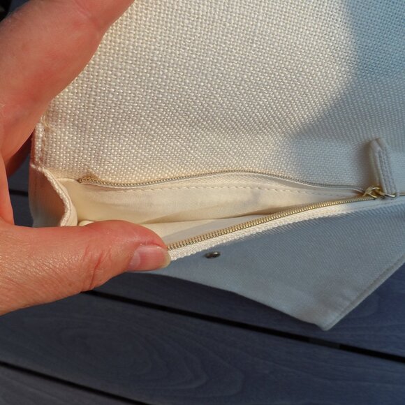 GIORGIO ARMANI BEAUTY Pouch NEW - Picture 3 of 5